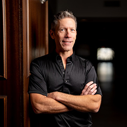 Geoff Zimpfer headshot