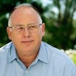 Headshot of Greg Schroeder