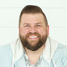 Headshot of Kyle Draper