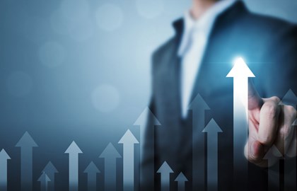 How to close more loans as the #1 financial expert in your market